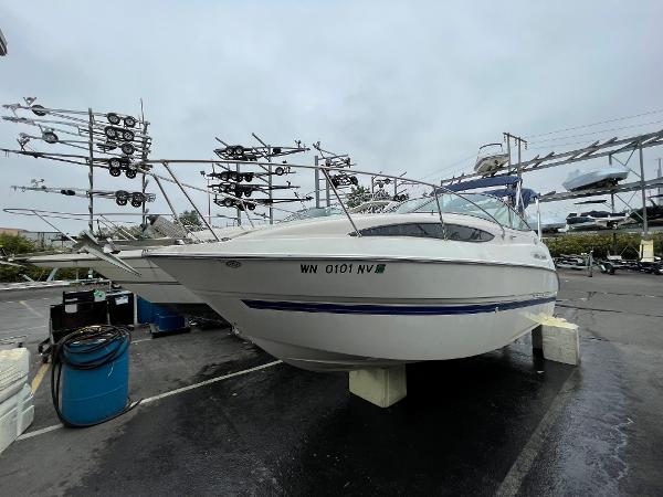 2006 Bayliner CRUISER 245