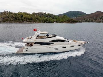 2012 Numarine 78 FLYBRIDGE