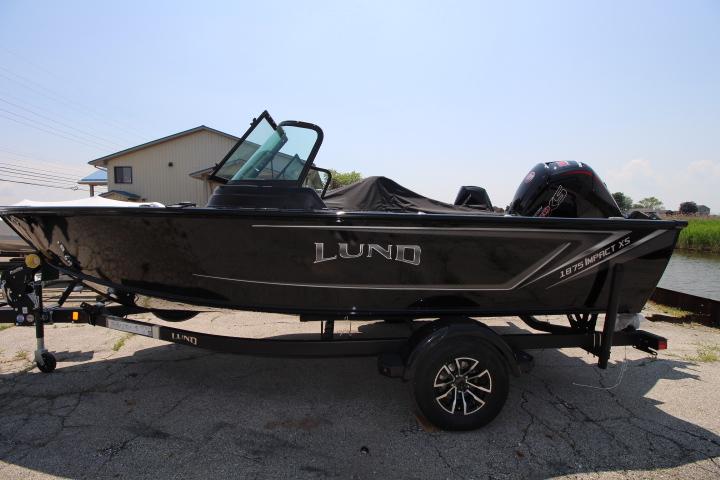 2025 Lund 1875 Impact XS Sport