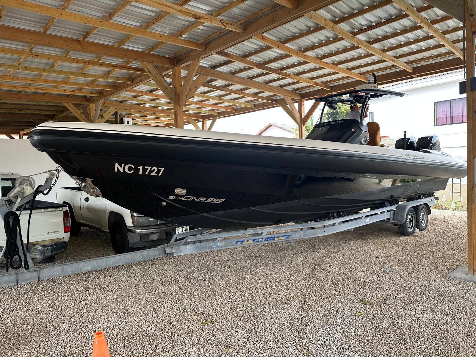 Technohull 999s 34ft