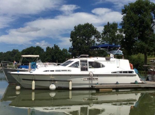 1997 Haines 38