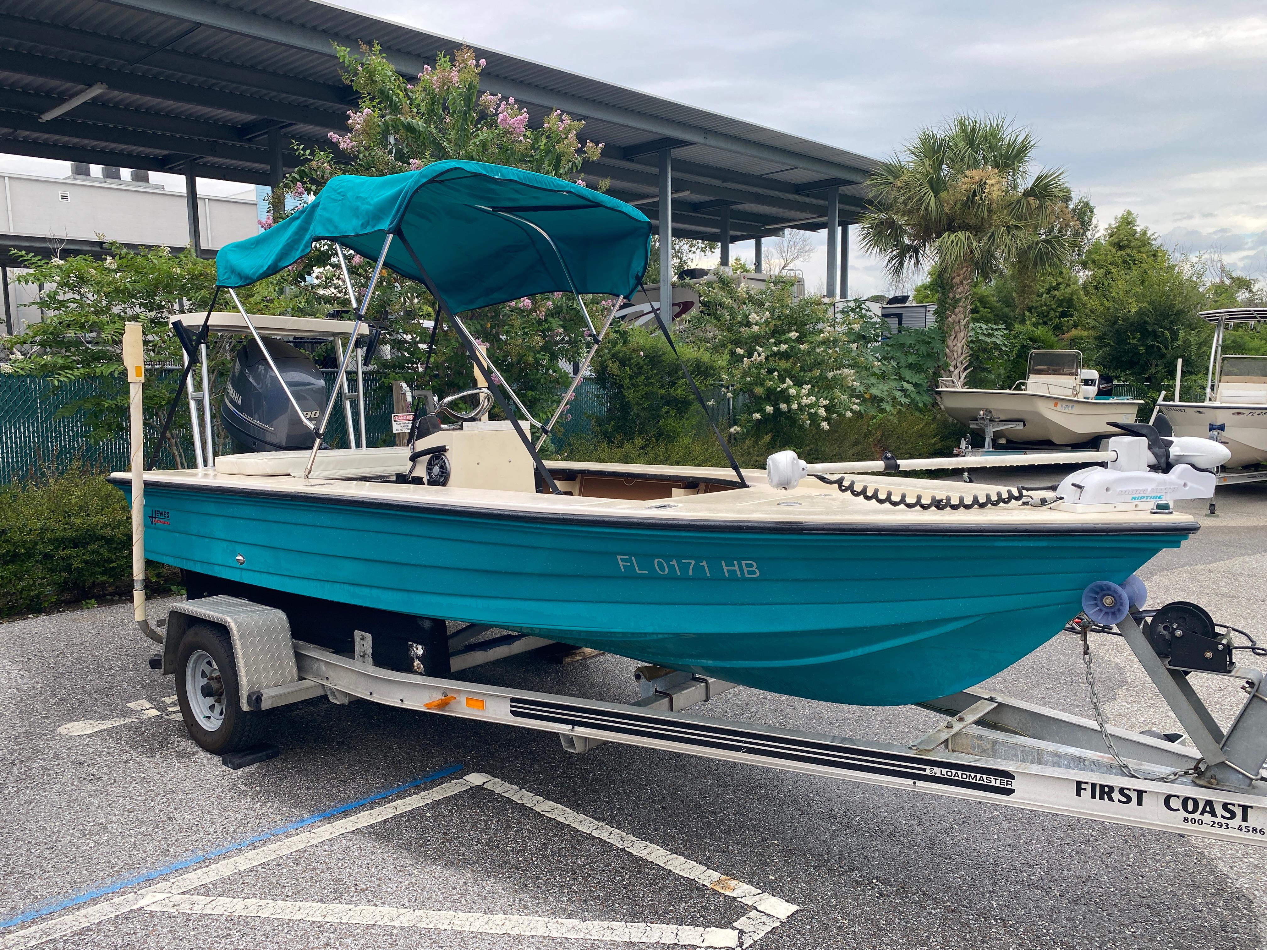 1993 Hewes 16 Bonefisher