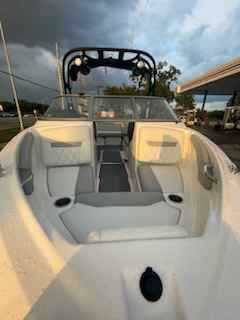 2020 Regal 1900 ES Bowrider