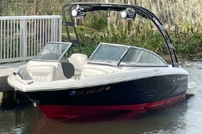 2020 Regal 1900 ES Bowrider