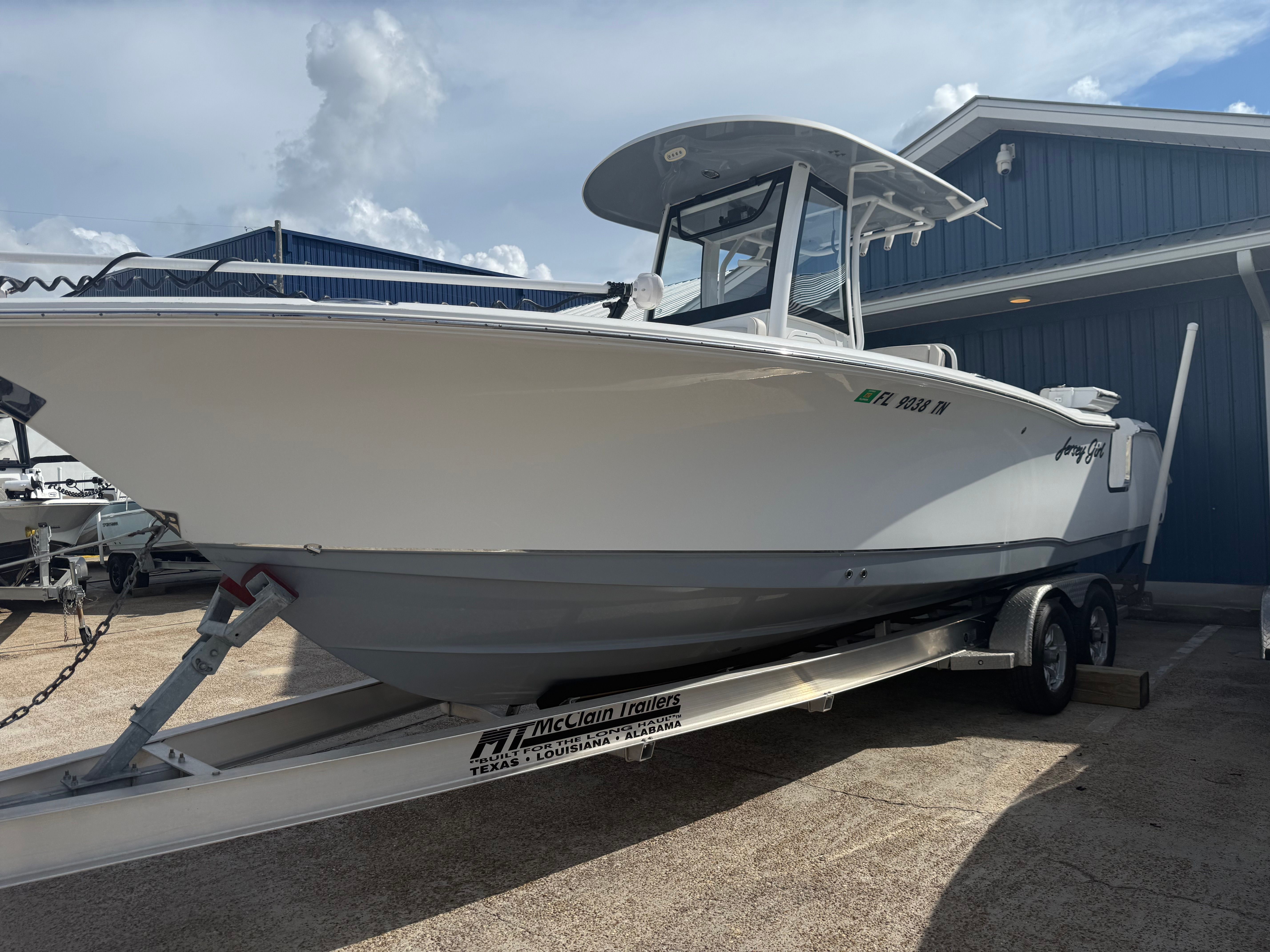 2021 Sea Hunt 27 GAMEFISH CB