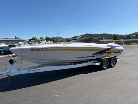 2000 Nordic 25 Rage Midcabin