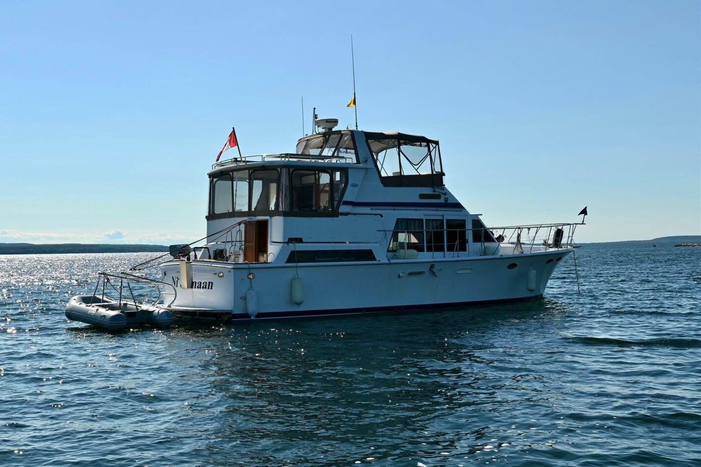 1987 Marine Trader 47 Tradewinds Cockpit Motor Yacht