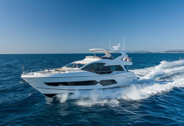 2019 Sunseeker 76 Yacht