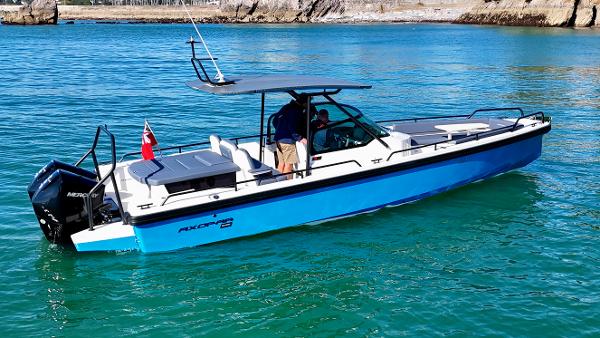 Axopar 28 T-Top