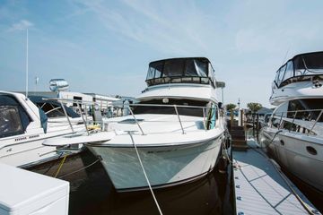 1991 Carver 36 Aft Cabin Motor Yacht