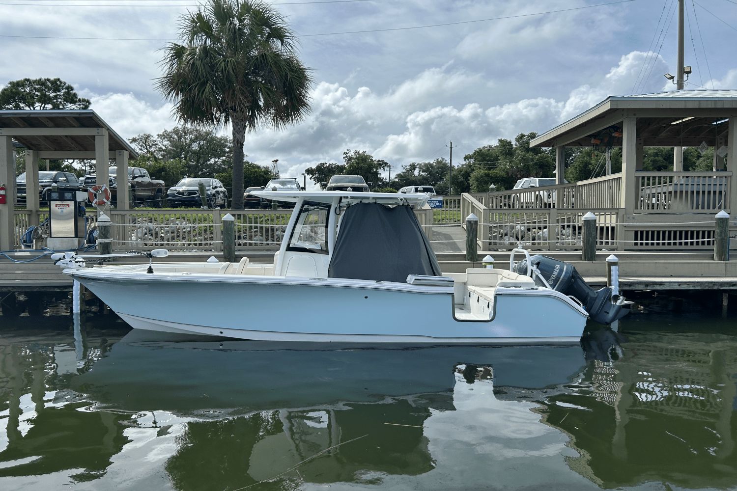 Sea Hunt Ultra 255 SE