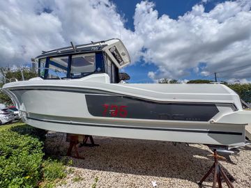 2022 Jeanneau NC795 Sport