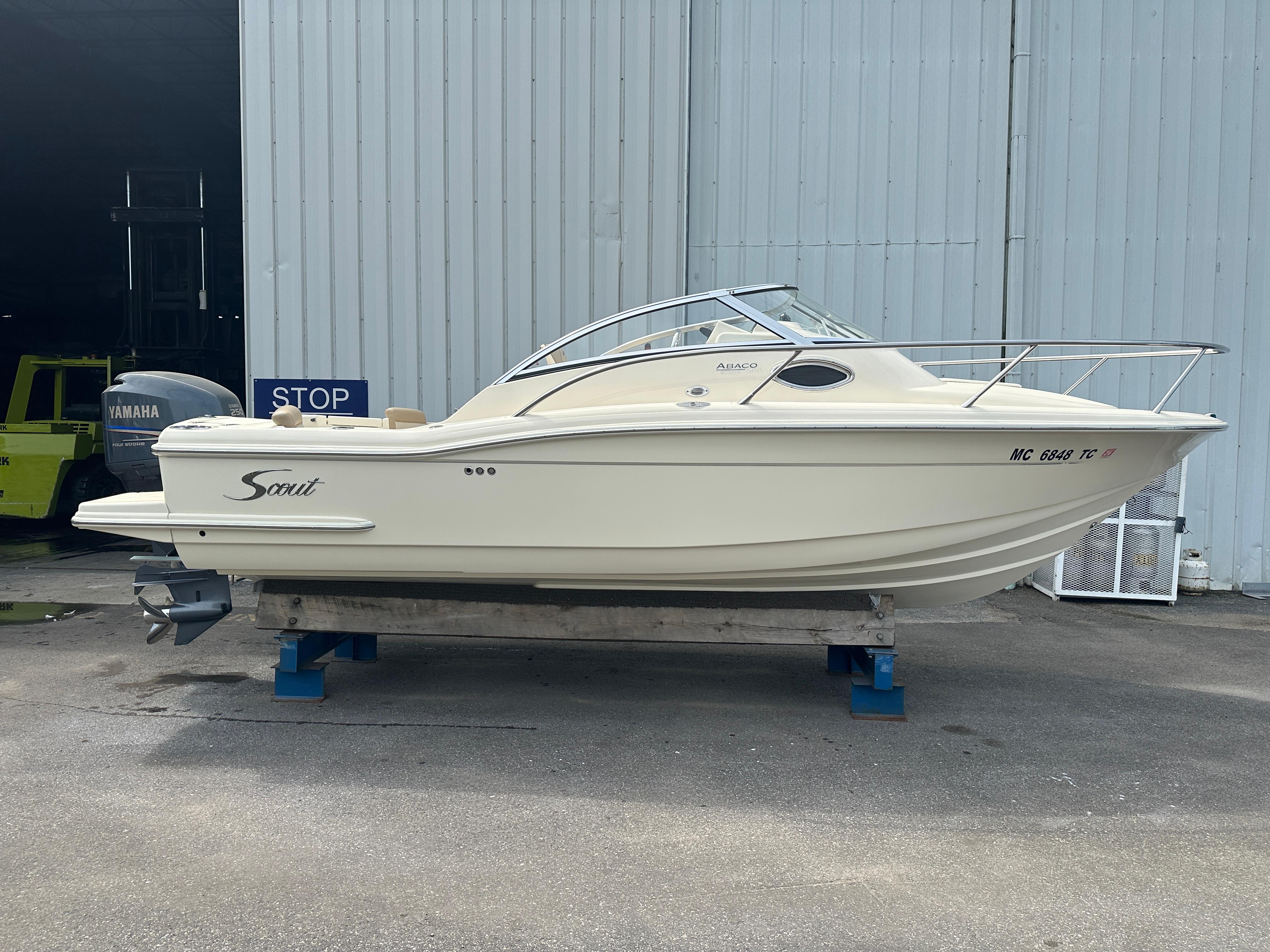 2008 Scout 222 Abaco
