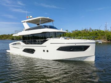 2026 Absolute Navetta 53