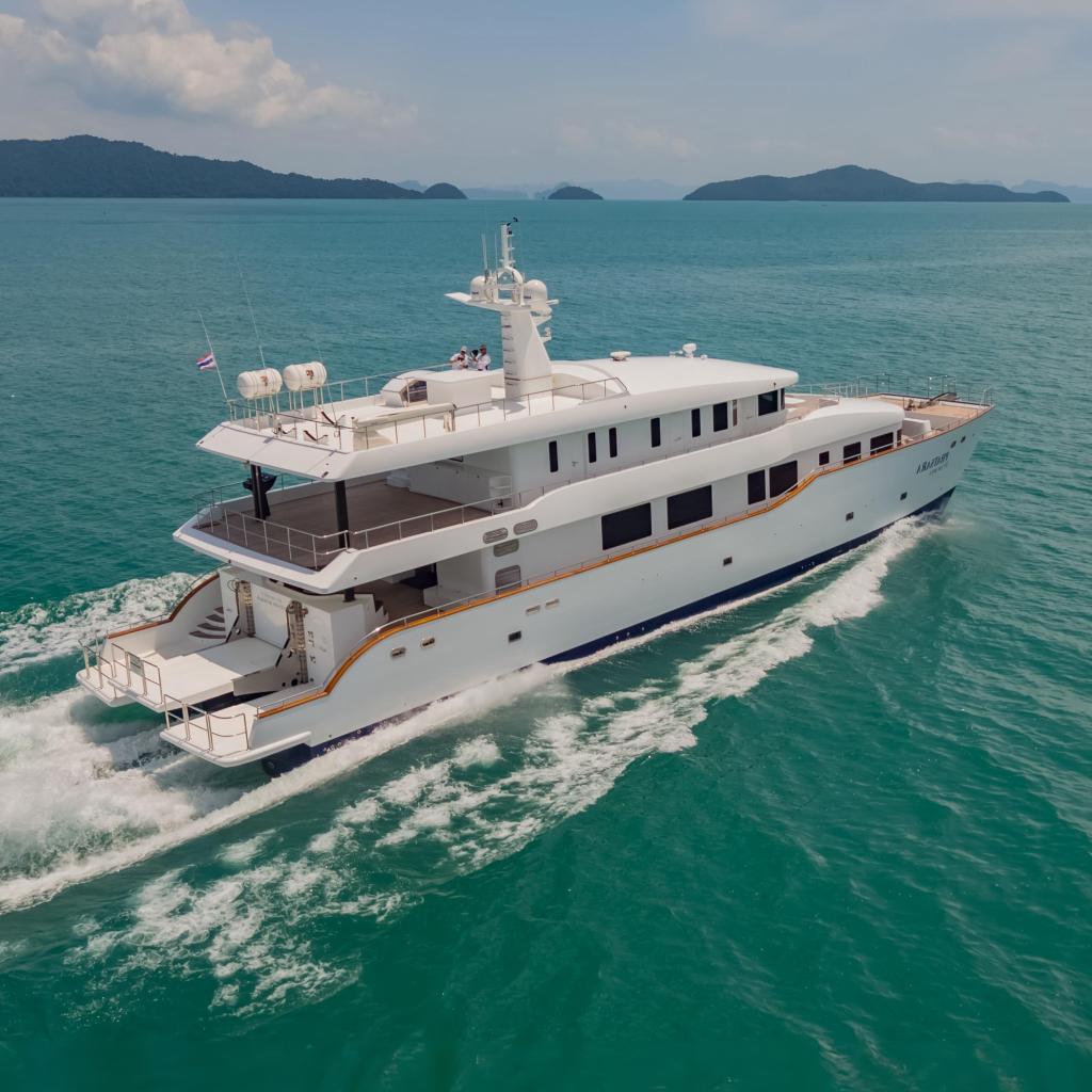 2012 Crowther 37m