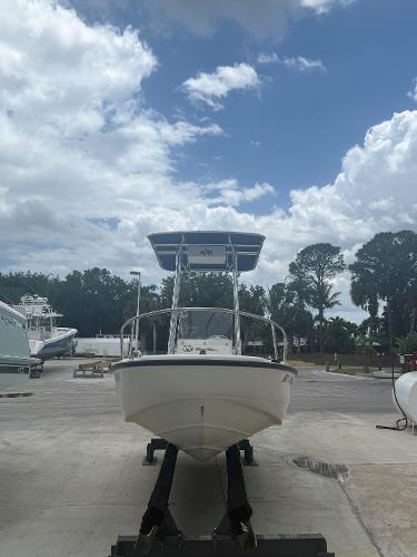 2002 Boston Whaler 160 Dauntless