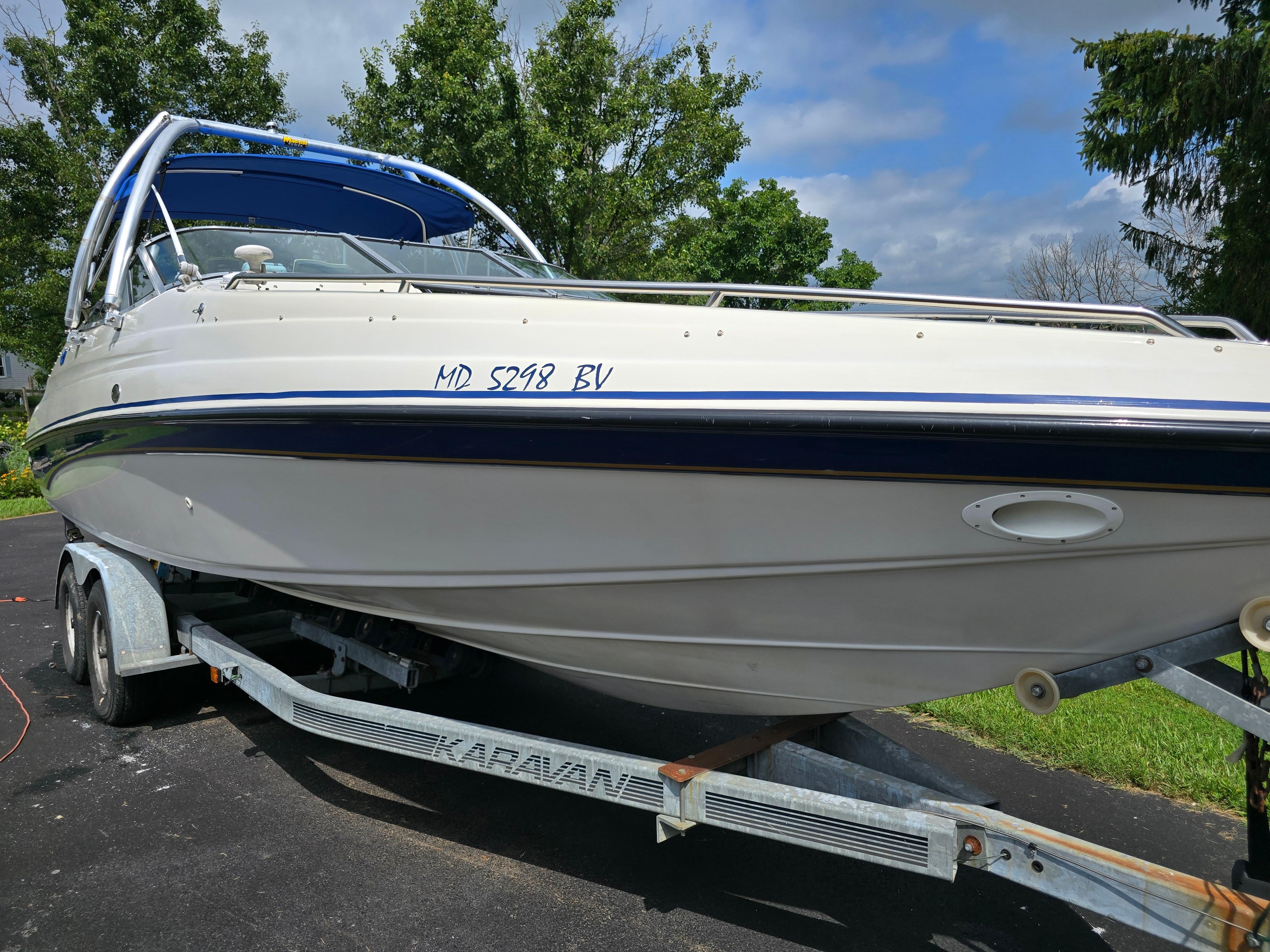 1995 Crownline 266BR