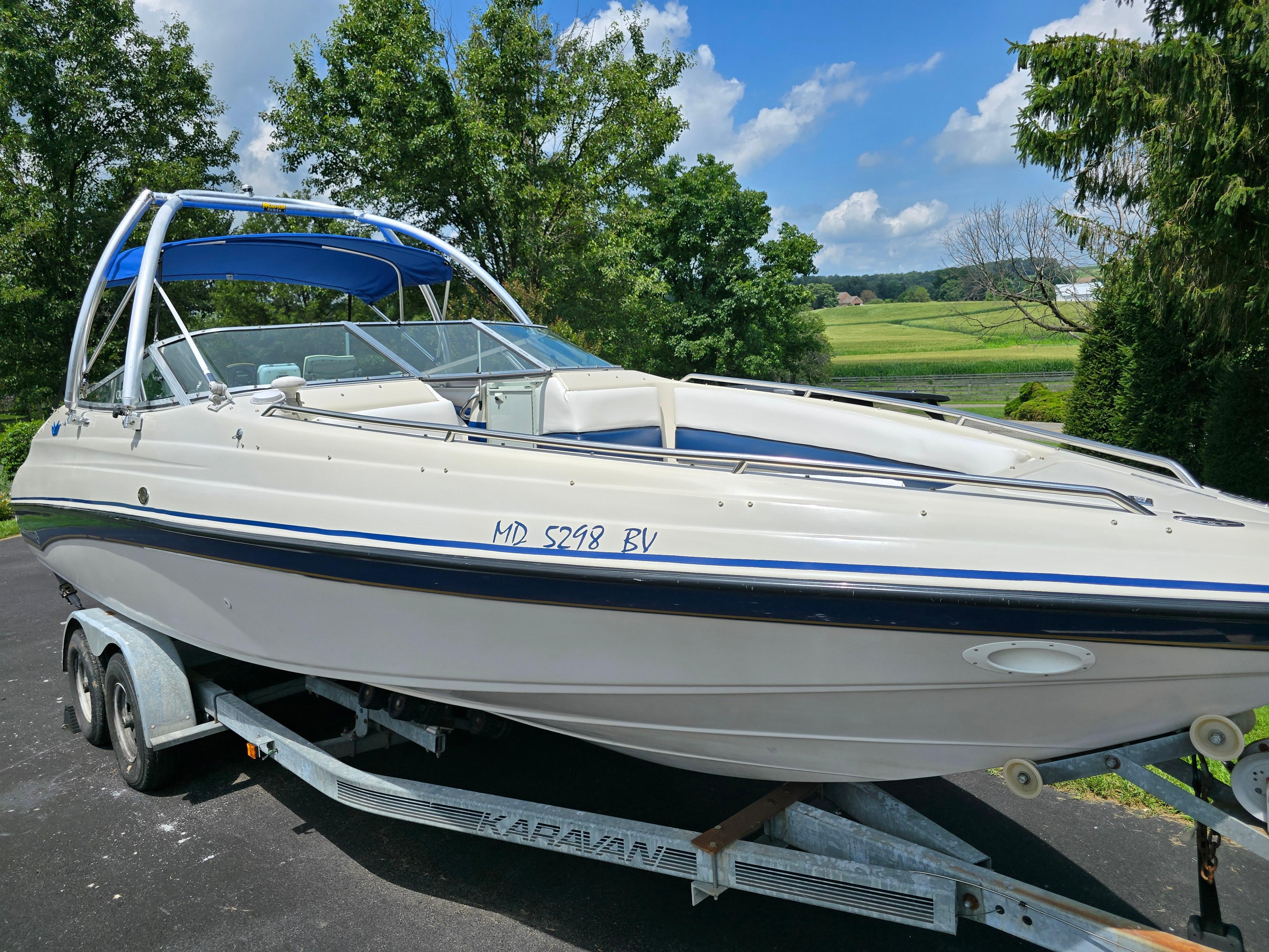 1995 Crownline 266BR