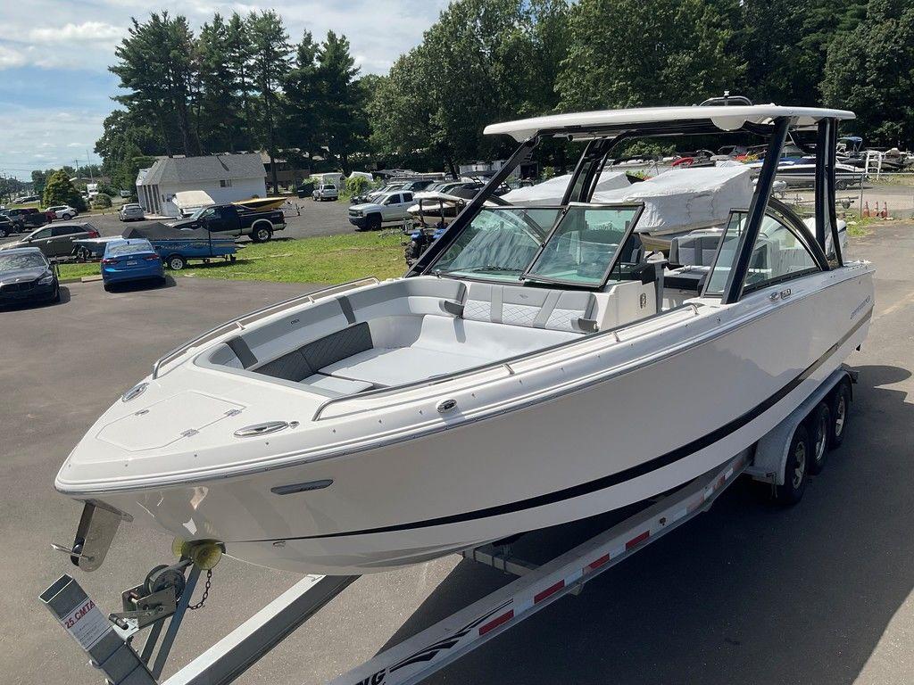 2025 Chaparral 310 OSX