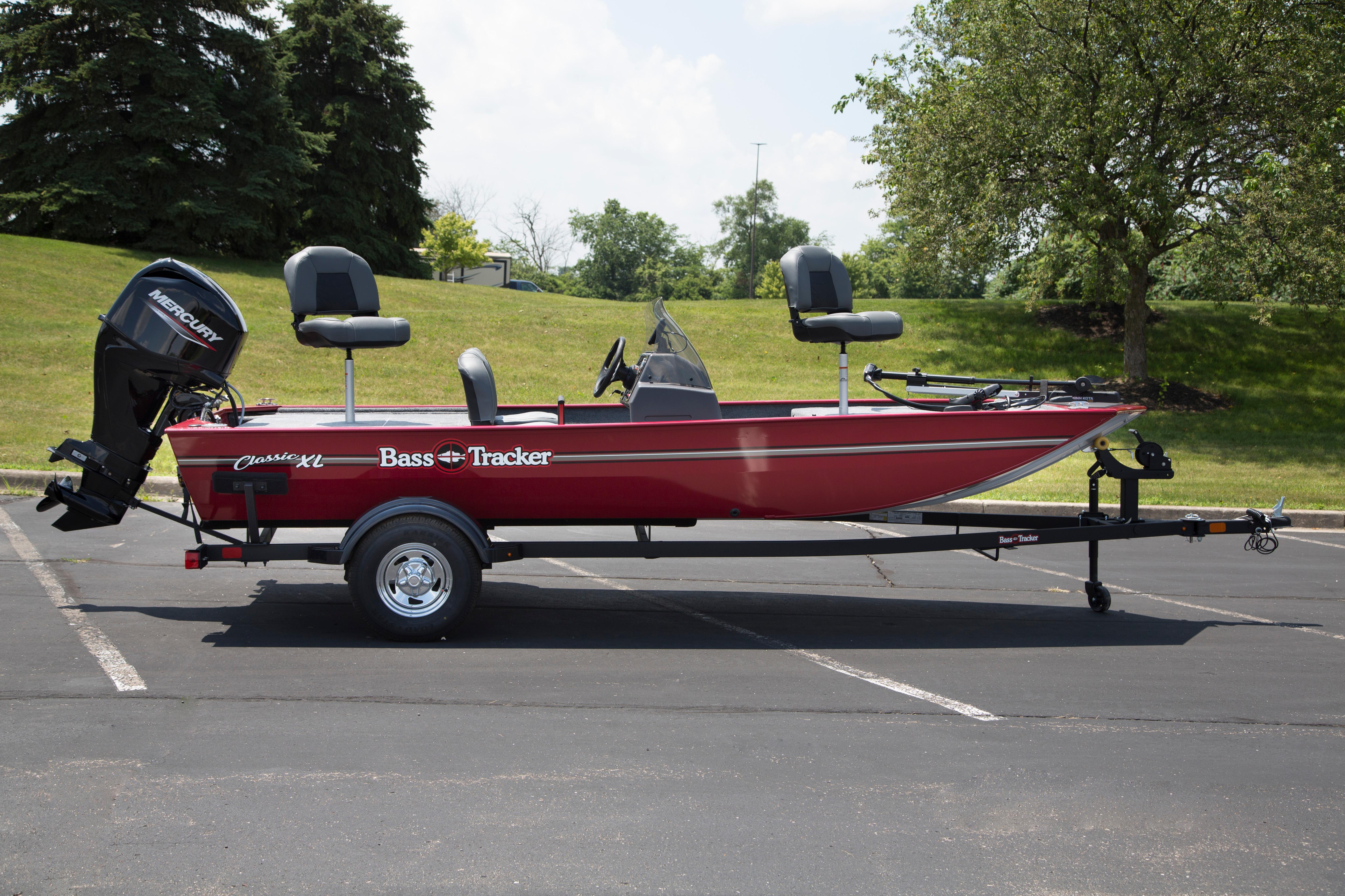 2026 Tracker Bass Tracker Classic XL