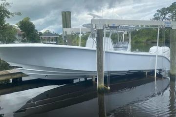 2022 Yellowfin 32 Offshore