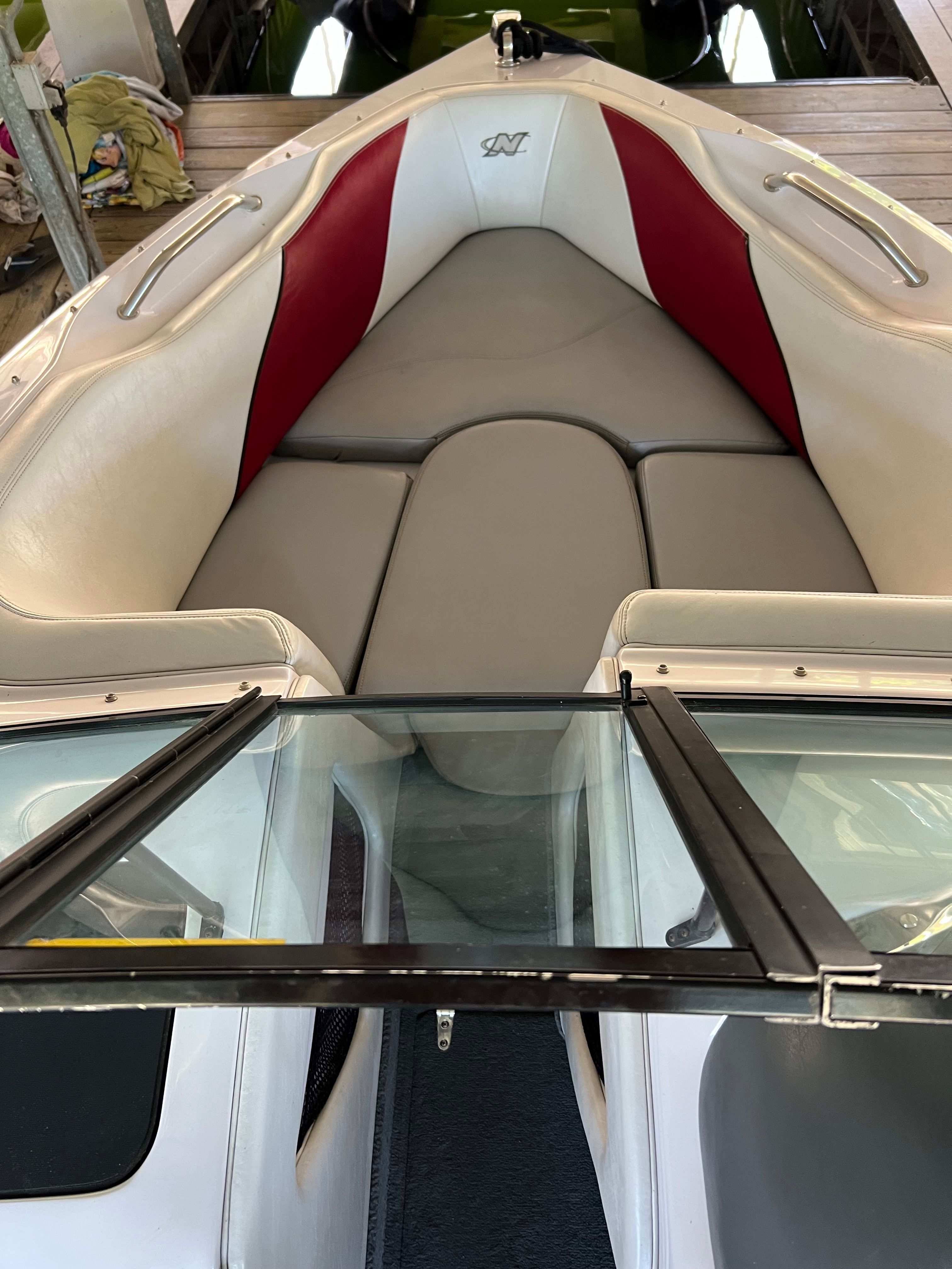 2001 Nautique Super Sport 210