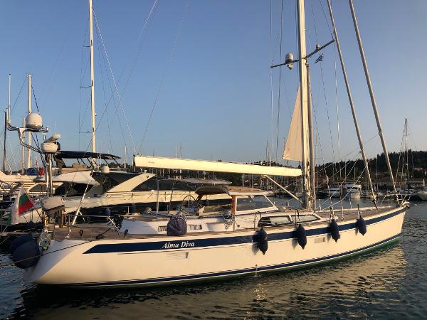 2018 Hallberg-Rassy 64