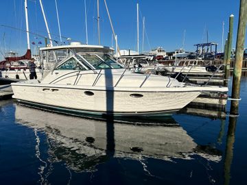 2004 Tiara Yachts Classic