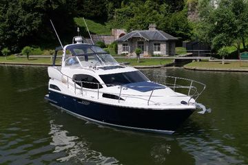 2014 Haines 360 Aft cabin