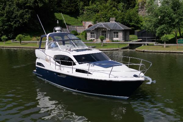 2014 Haines 360 Aft cabin