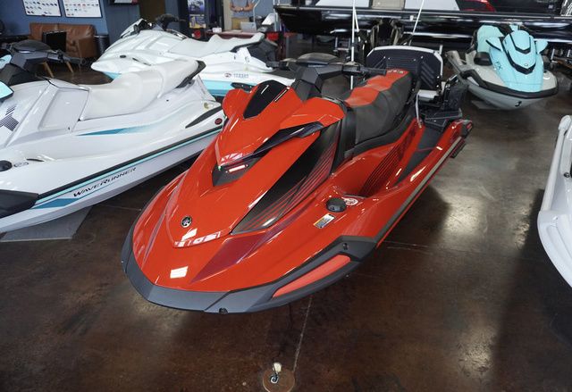 2025 Yamaha WaveRunner VX® Deluxe