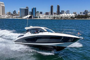 2020 Four Winns V355 Coupe OB