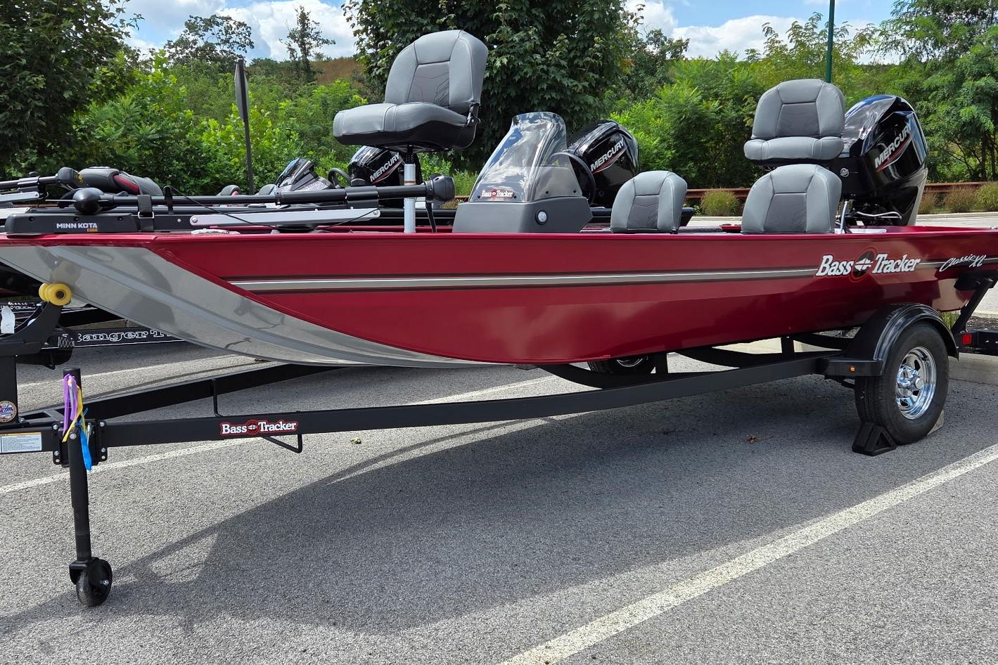2026 Tracker Bass Tracker Classic XL