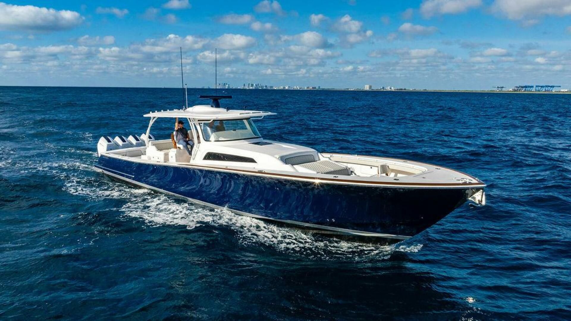 2025 Valhalla Boatworks V-55