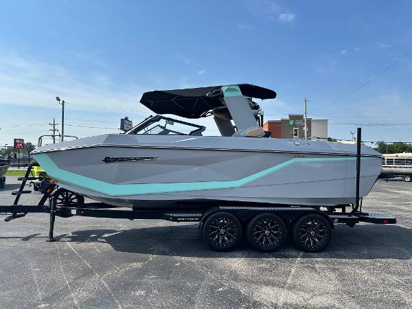 2025 Nautique G23