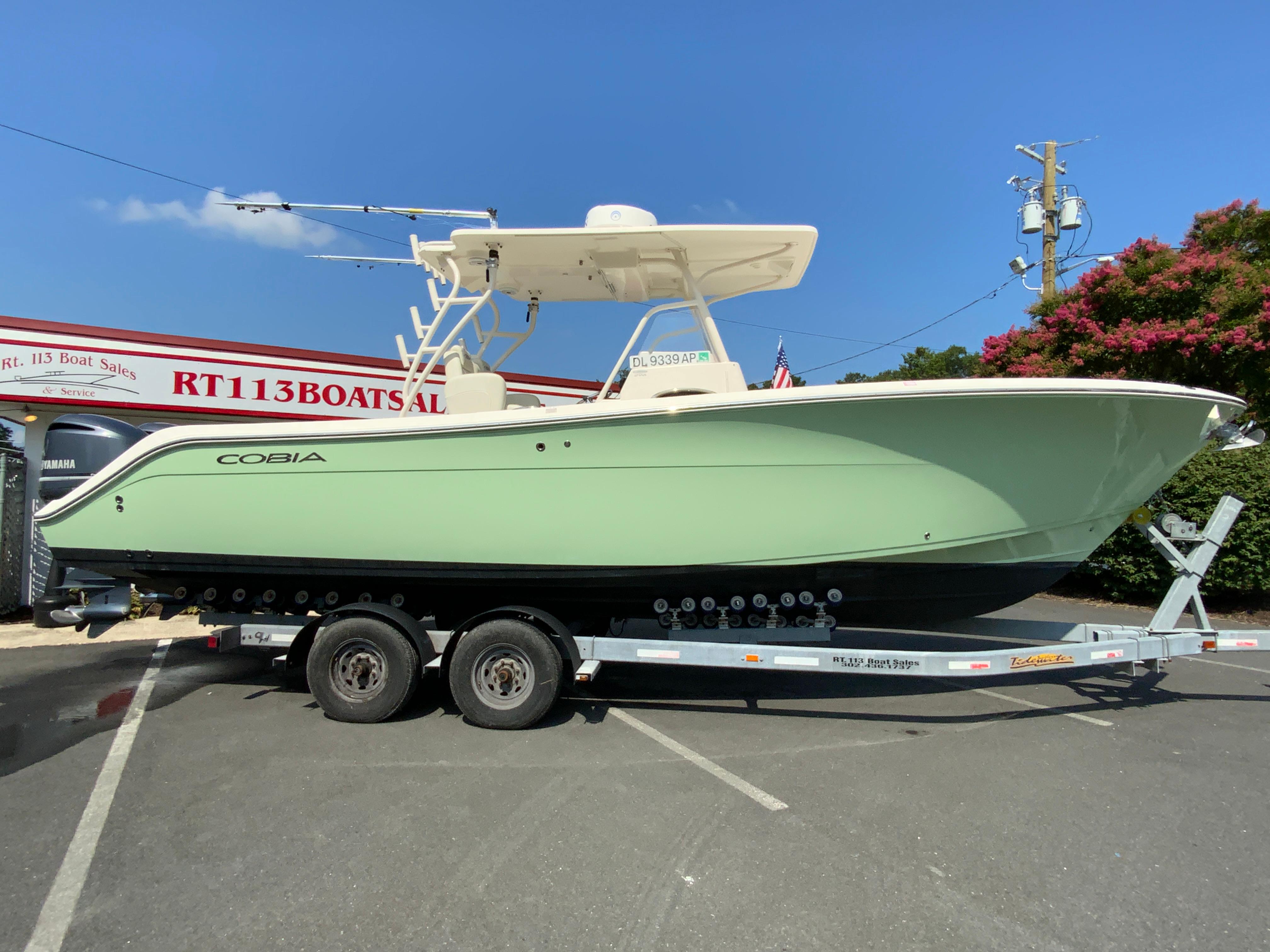 2013 Cobia 296 Center Console