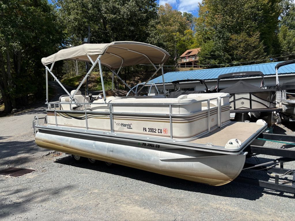 2005 Harris Sunliner 200