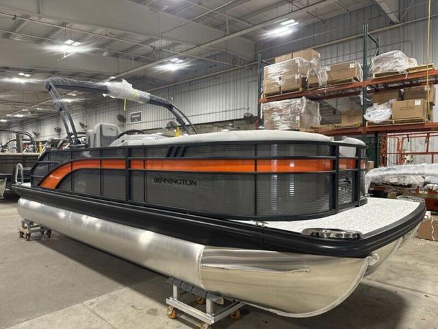 2025 Bennington SX Swingback 22 SXSB