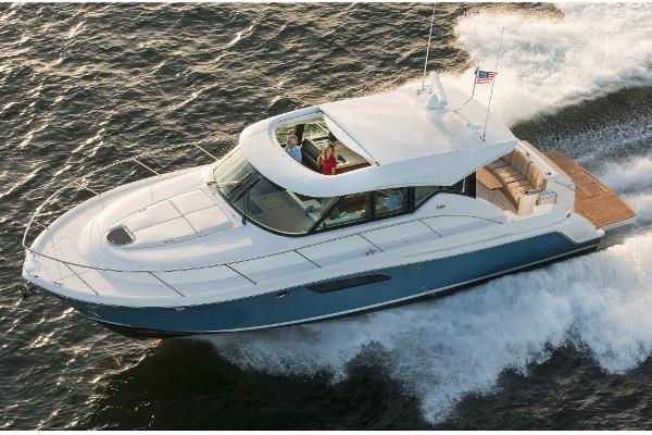 Tiara Yachts C44 Coupe Manufacturer Provided Image