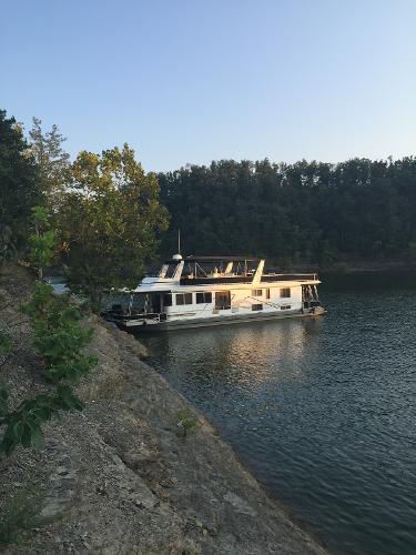 2003 Lakeview Houseboat