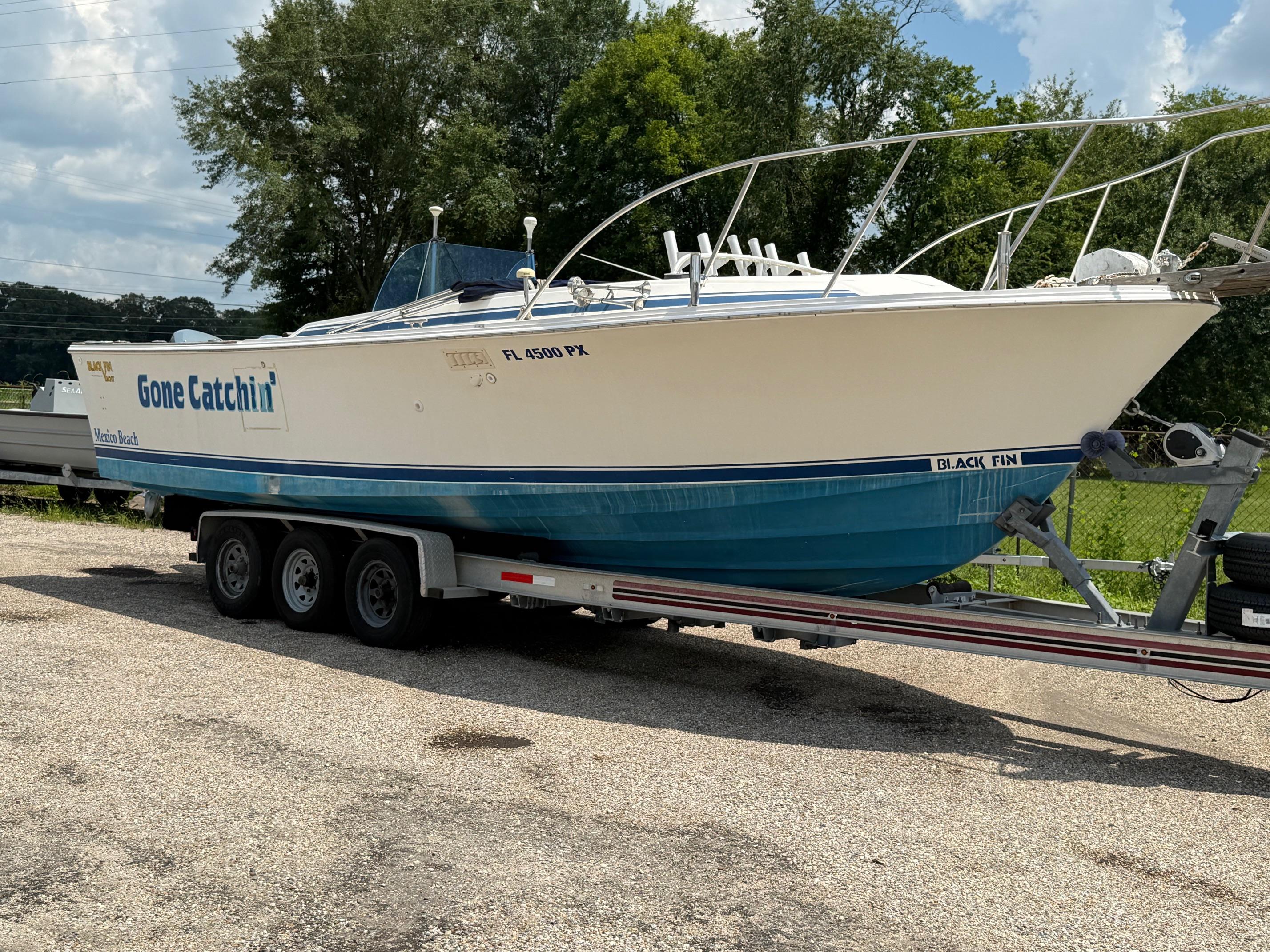1986 Blackfin 27 Fisherman