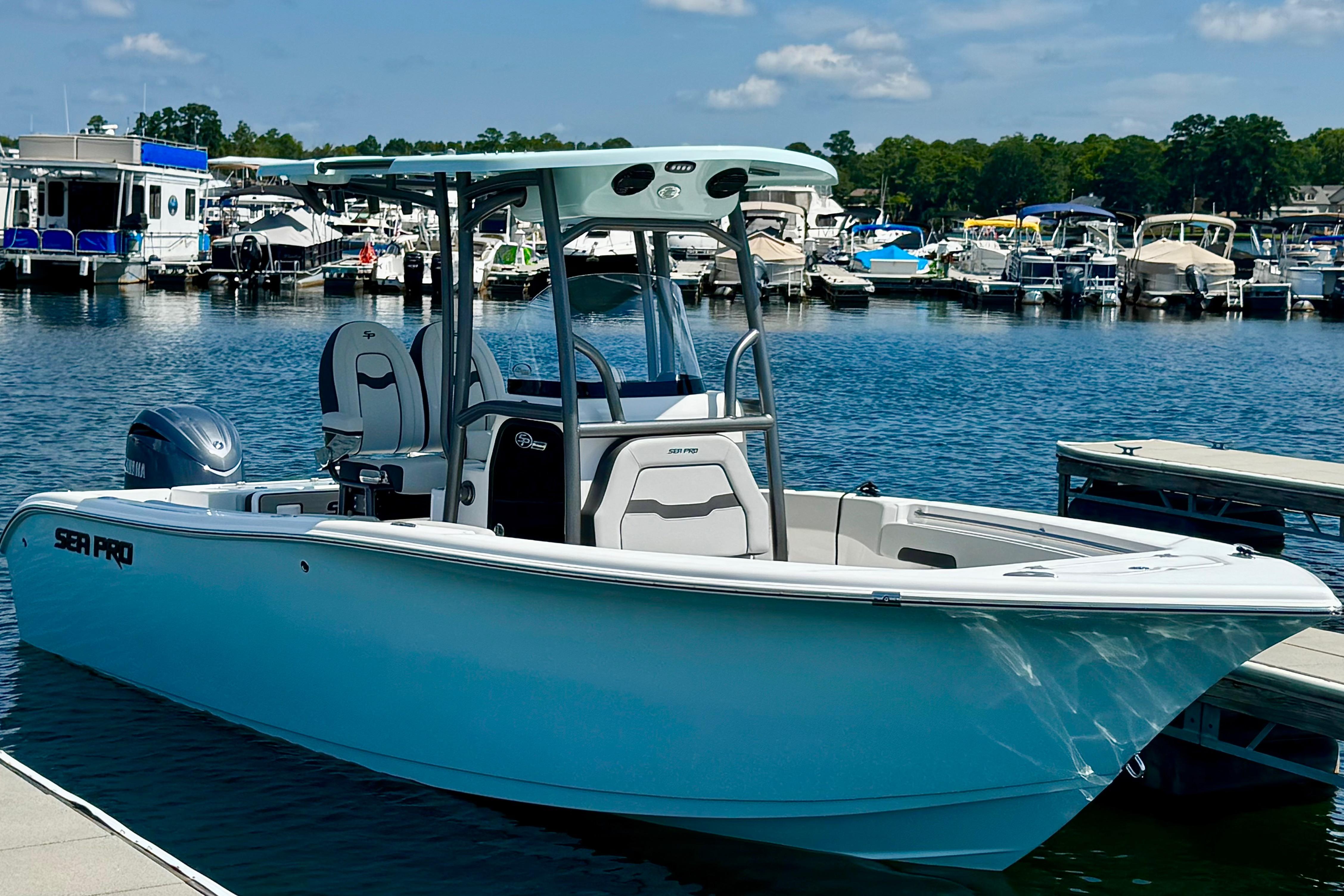 2026 Sea Pro 222 Center Console