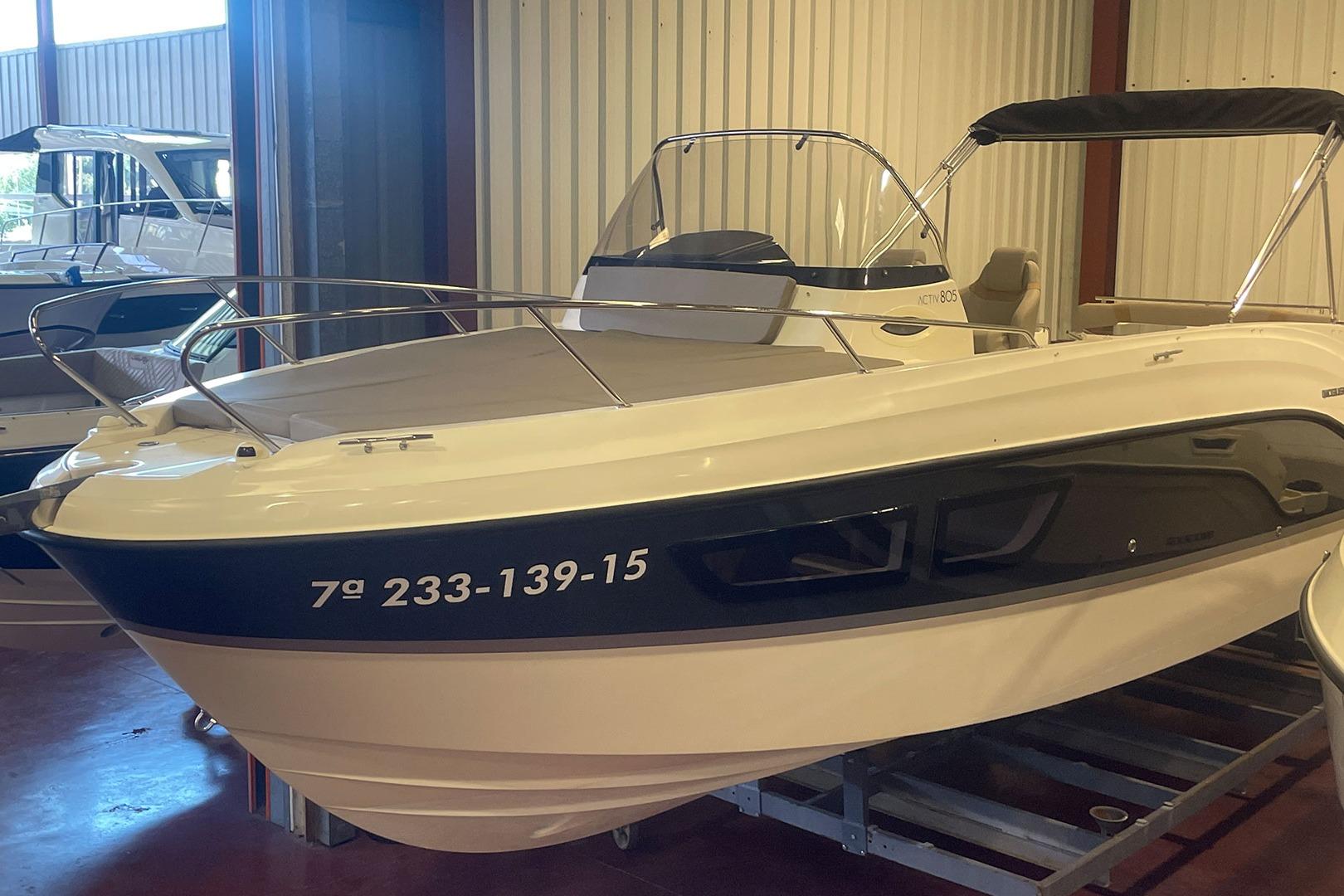 2015 Quicksilver Activ 805 Sundeck