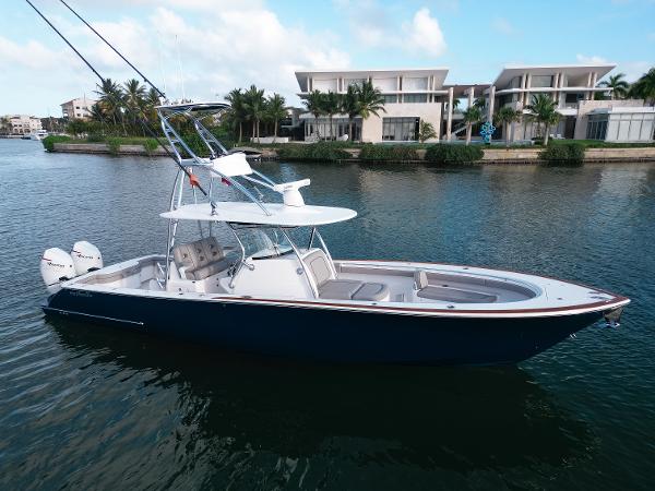 Valhalla Boatworks V-37