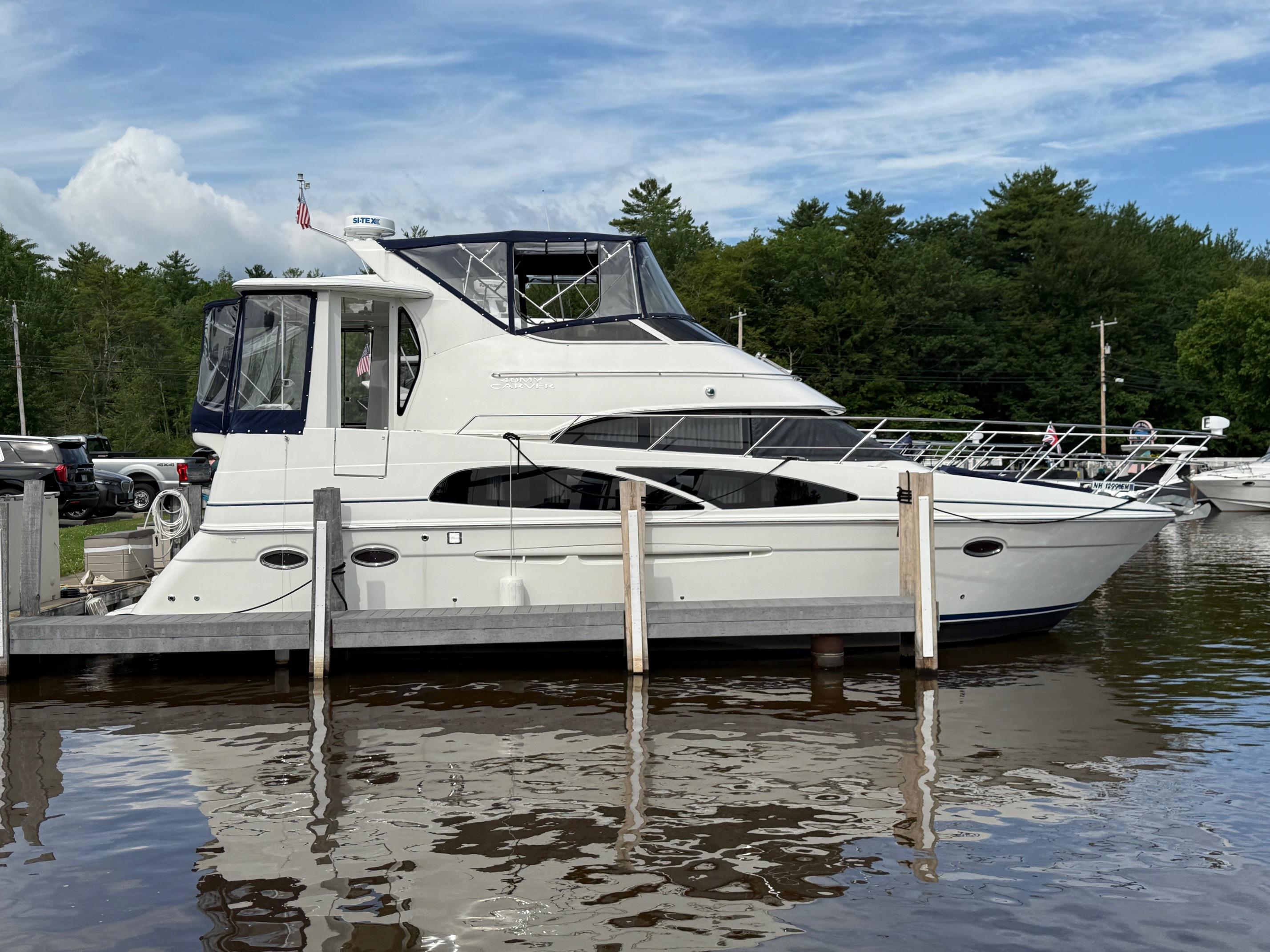 2007 Carver 40 Motor Yacht