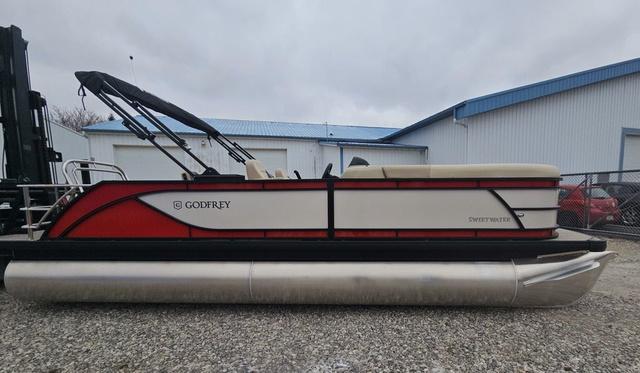 2025 Godfrey Sweetwater 2286 SFLC GTP 27 In. Center Tube Packag