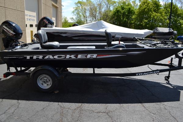 2025 Tracker Panfish 17