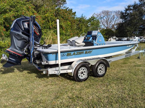 2024 Blazer 675 Ultimate Bay