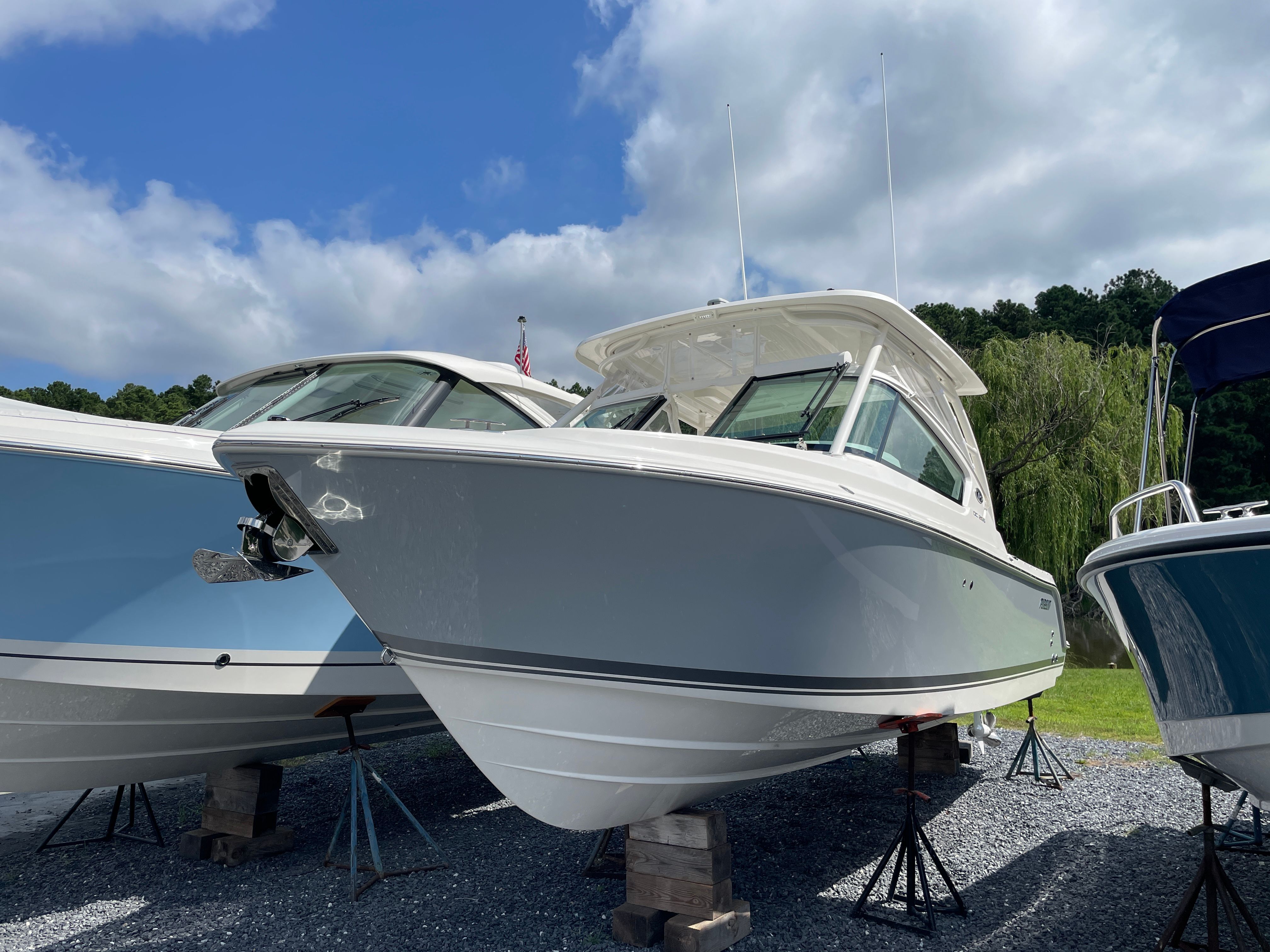 2026 Pursuit DC 266 Dual Console
