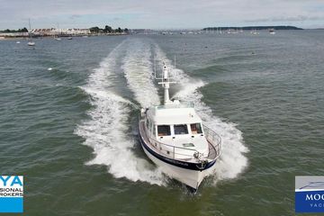 2004 Hardy Commodore 42